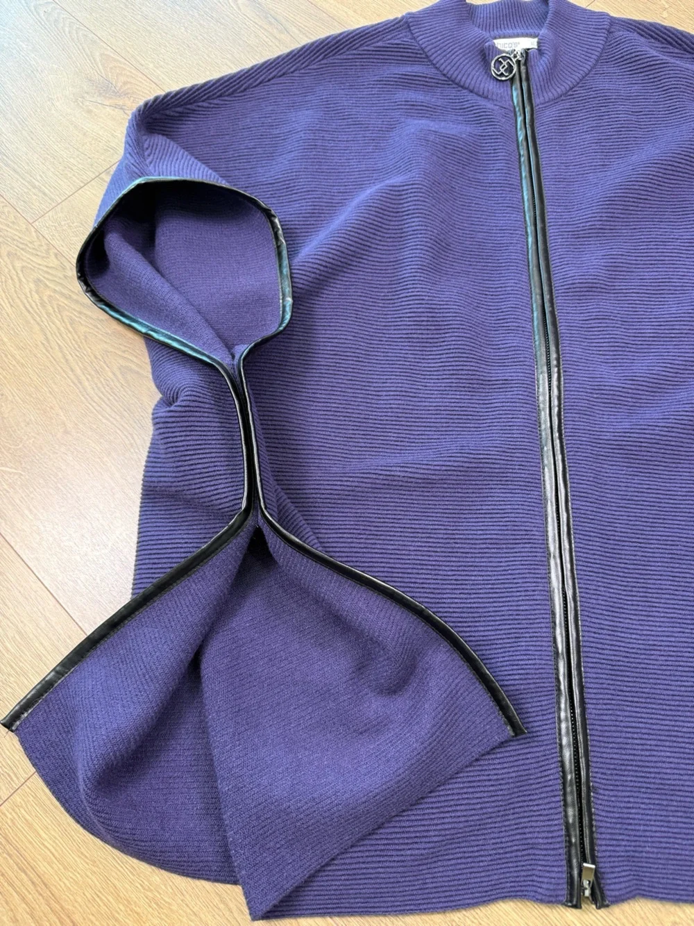 NWT Chico’s Zip Front Trimmed Ruana Covering Purple Ribbed Poncho Cape L/XL